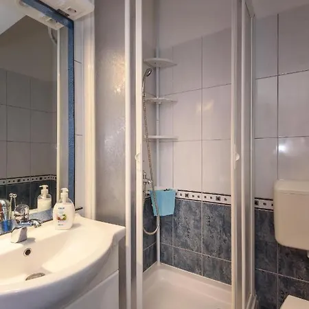 Apartment Zdravko *